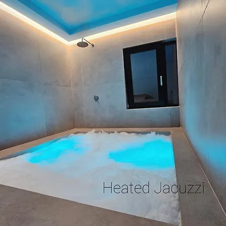 Elite Mansion Tirana - Heated Pool & - 9br *
