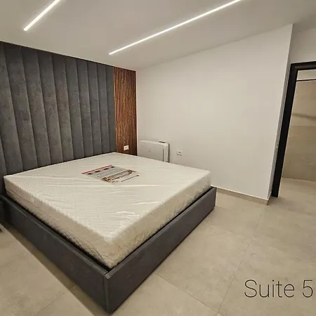 بيت للعطل Elite Mansion Tirana - Heated Pool & - 9br Pezë e Vogël