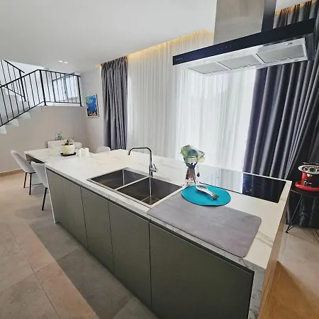 Elite Mansion Tirana - Heated Pool & - 9br * Pezë e Vogël