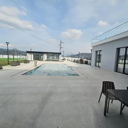 بيت للعطل Elite Mansion Tirana - Heated Pool & - 9br Pezë e Vogël
