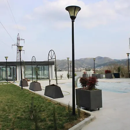 بيت للعطل Elite Mansion Tirana - Heated Pool & - 9br Pezë e Vogël